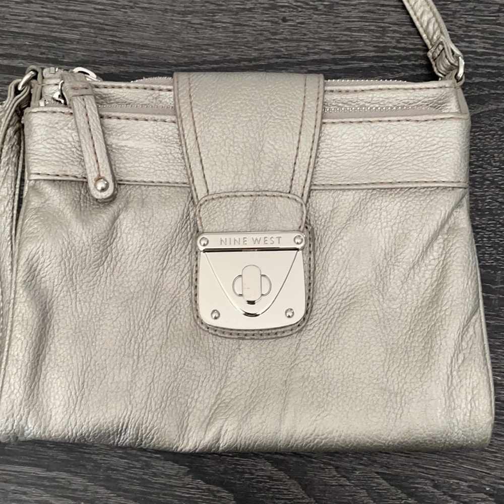Nine West bag - Picture 2 of 10